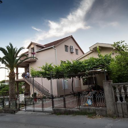 Apartments Pavicevic تيفات الغرفة الصورة